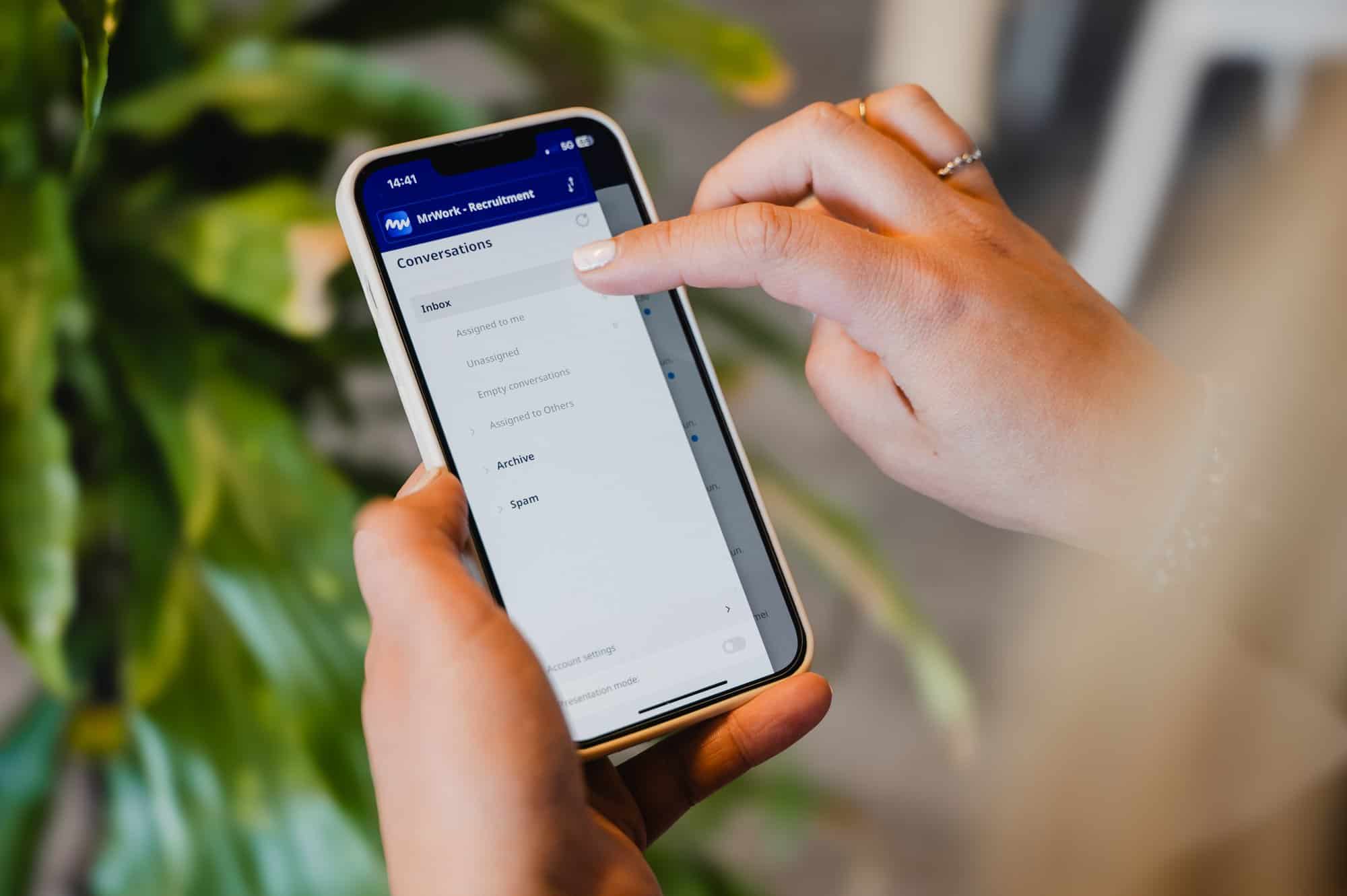 Kandidaten verbinden aan jouw recruitment bureau | In 3 stappen een talentpool bouwen en onderhouden cover